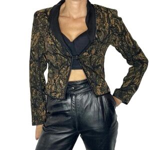 Terra Nostra Back Gold Brocade Cropped Padded Shoulder Blazer 4